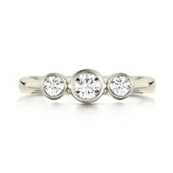 Trilogy Diamond Dress Ring In 9ct White Gold -Outlet Jewel Orix Store 9W DR132 face